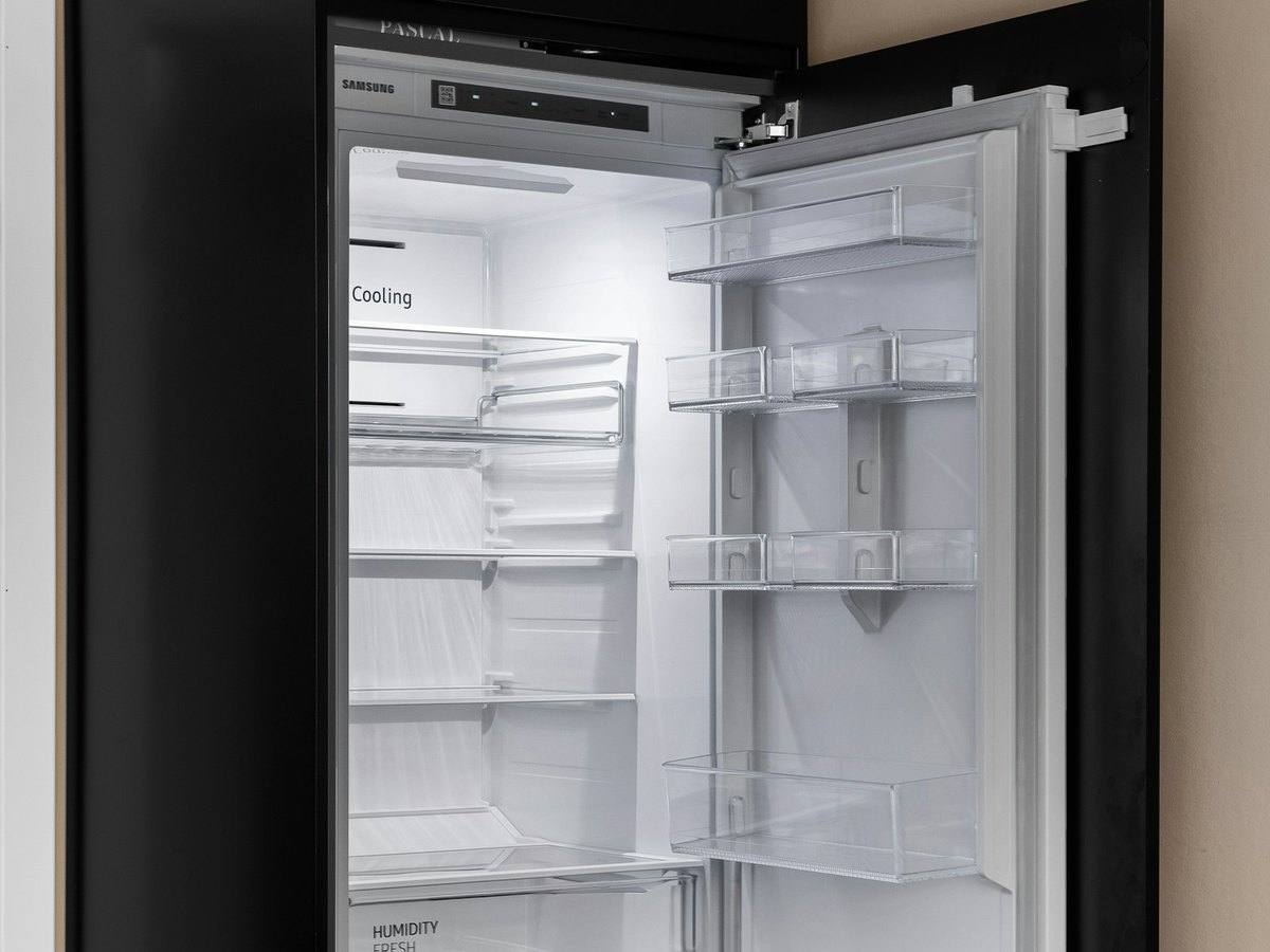 Freezer repair